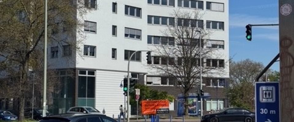 Gebäude Frontansicht